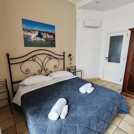 Life Dei Baroni Apartman Szirakúza