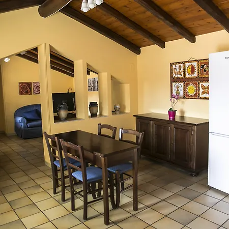 Apartman Life Dei Baroni Szirakúza