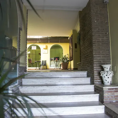 Life Hotels Residence Dei Baroni Apartment *