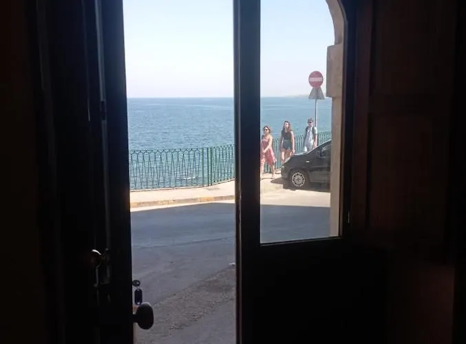 Life Dei Baroni * Siraküza