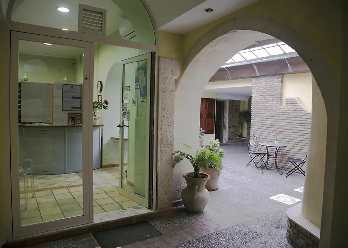 Life Dei Baroni Siraküza